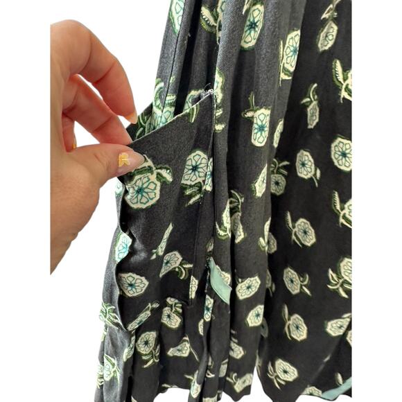 FREE PEOPLE Black & Green Floral Linen Sun Dress Pockets Size 4 - Picture 7 of 8